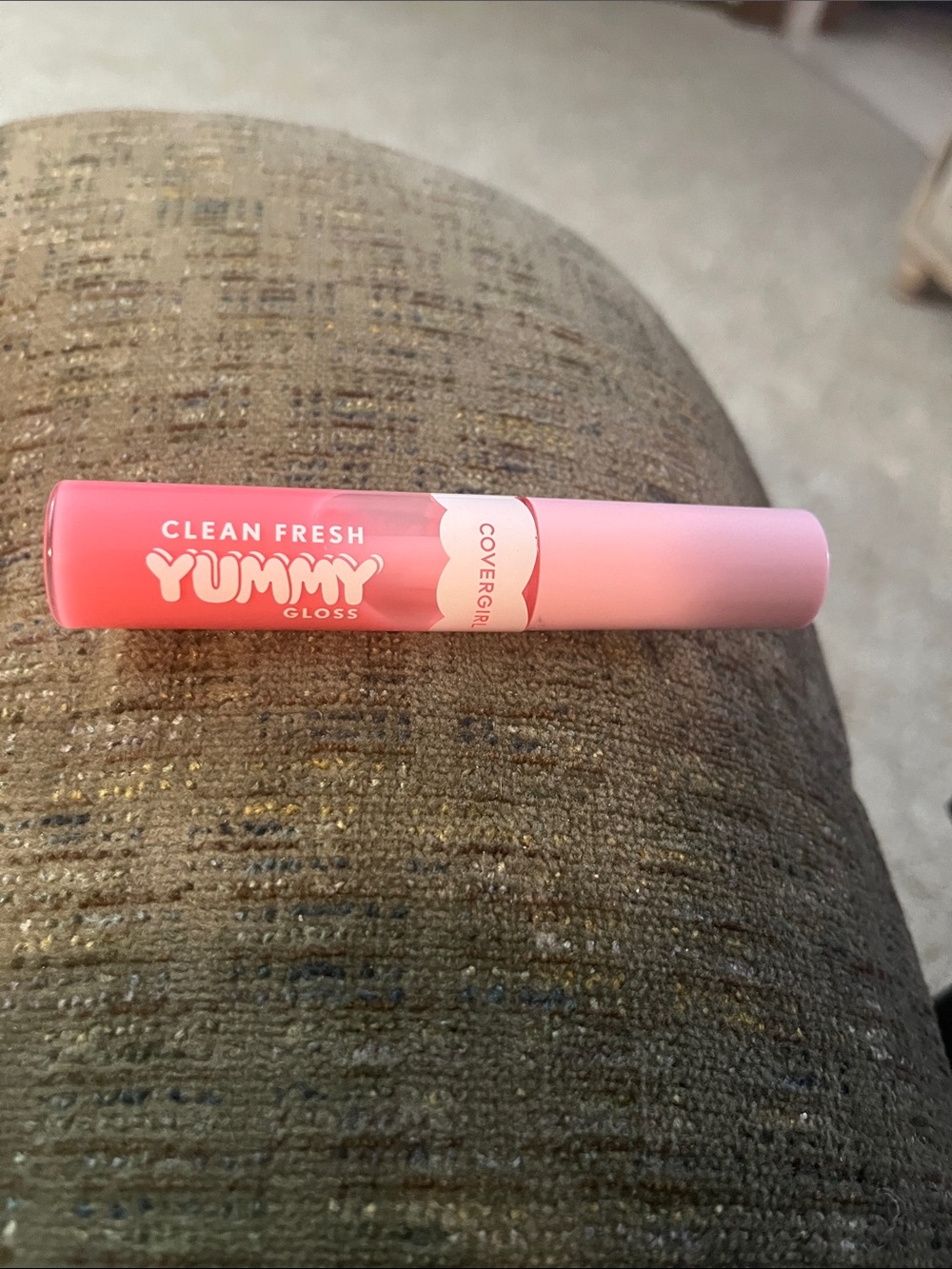 CoverGirl Clean Fresh Yummy Gloss Lip Gloss